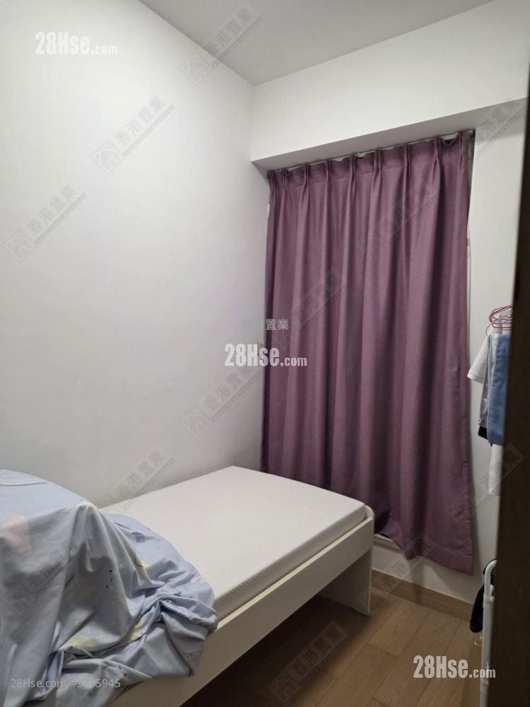 One Homantin Rental 2 Bedrooms , 1 Bathroom 518 ft²