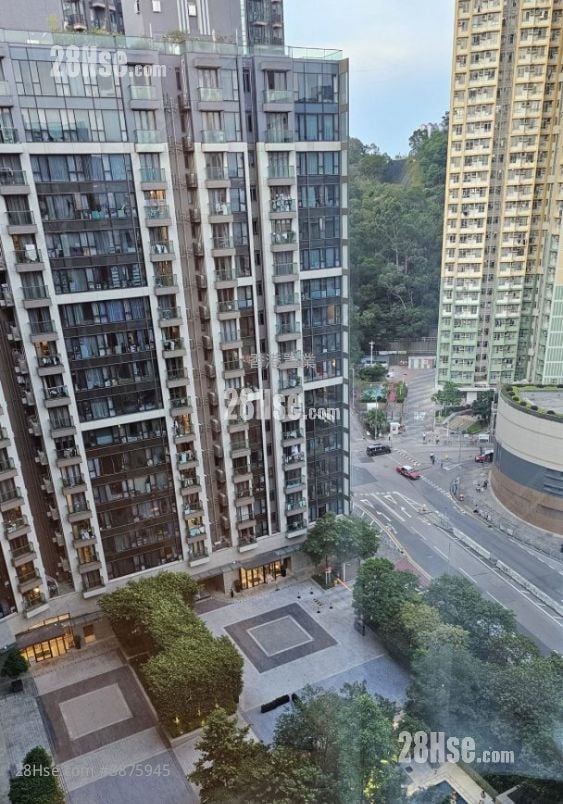 One Homantin Rental 2 Bedrooms , 1 Bathroom 518 ft²