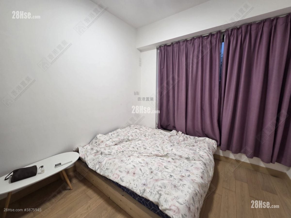 One Homantin Rental 2 Bedrooms , 1 Bathroom 518 ft²