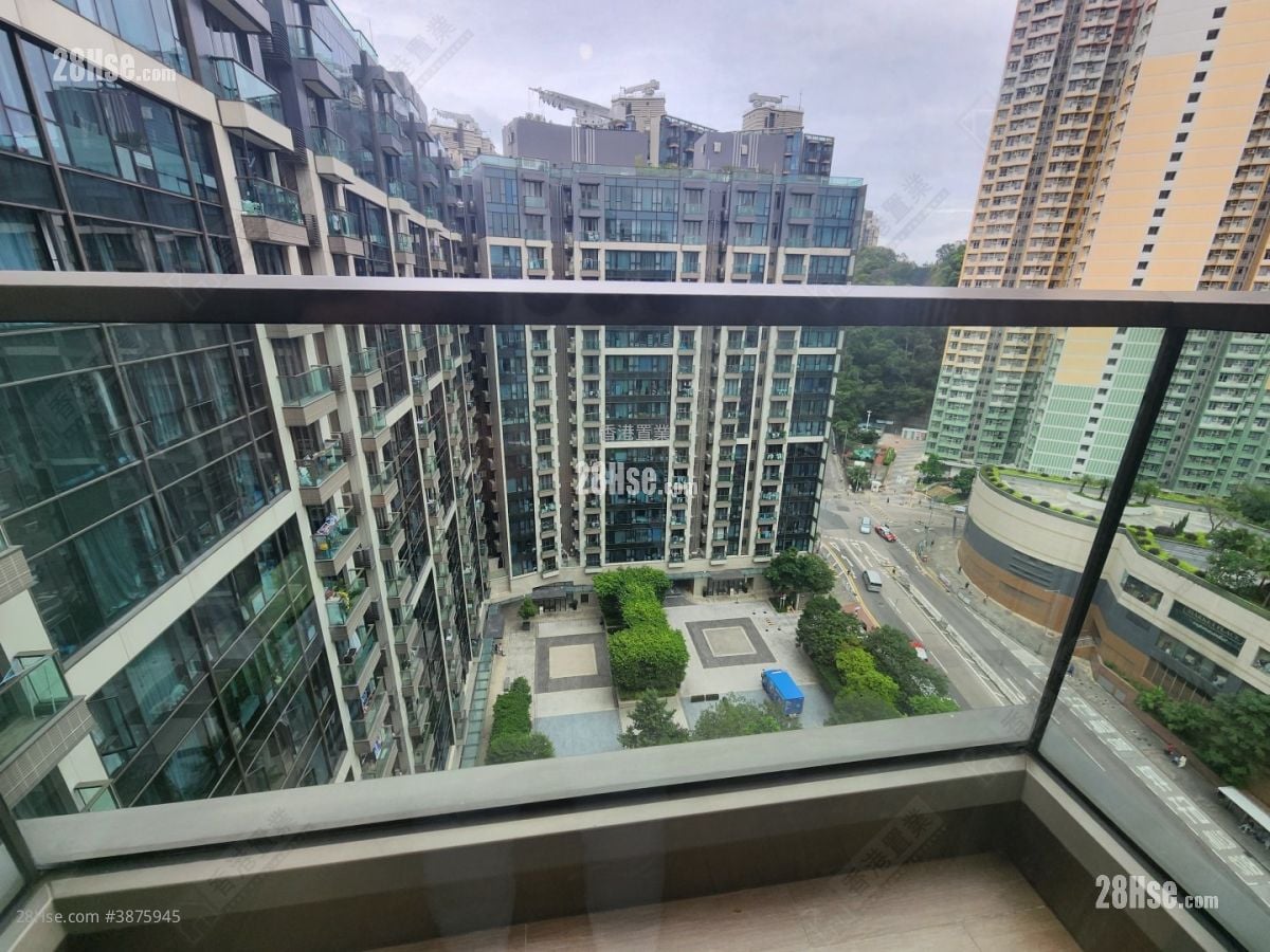 One Homantin Rental 2 Bedrooms , 1 Bathroom 518 ft²
