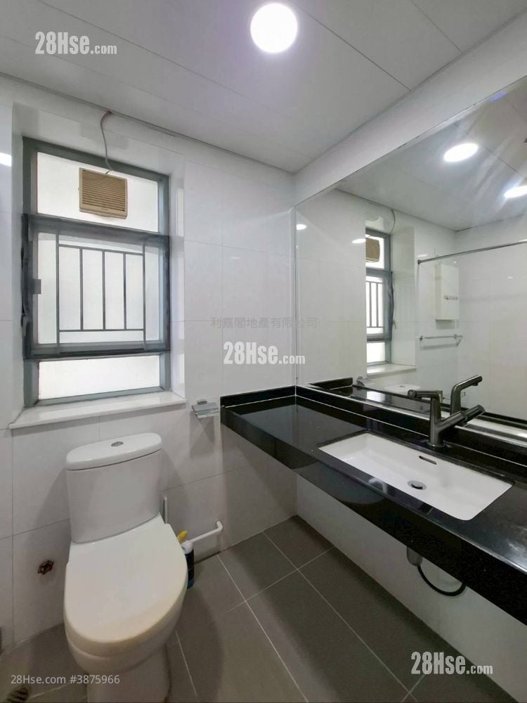 Tung Chung Crescent Rental 2 Bedrooms 544 ft²