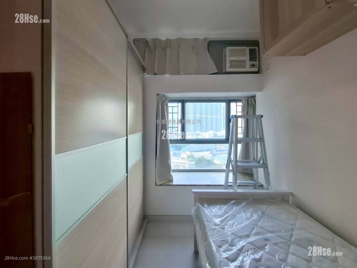Tung Chung Crescent Rental 2 Bedrooms 544 ft²