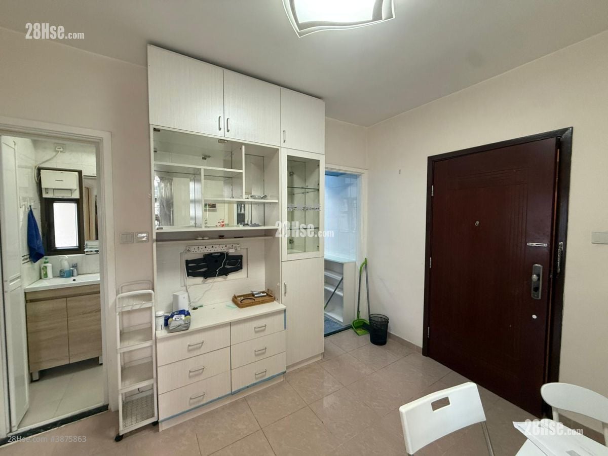 Connaught Garden Rental 2 Bedrooms , 1 Bathroom 334 ft²