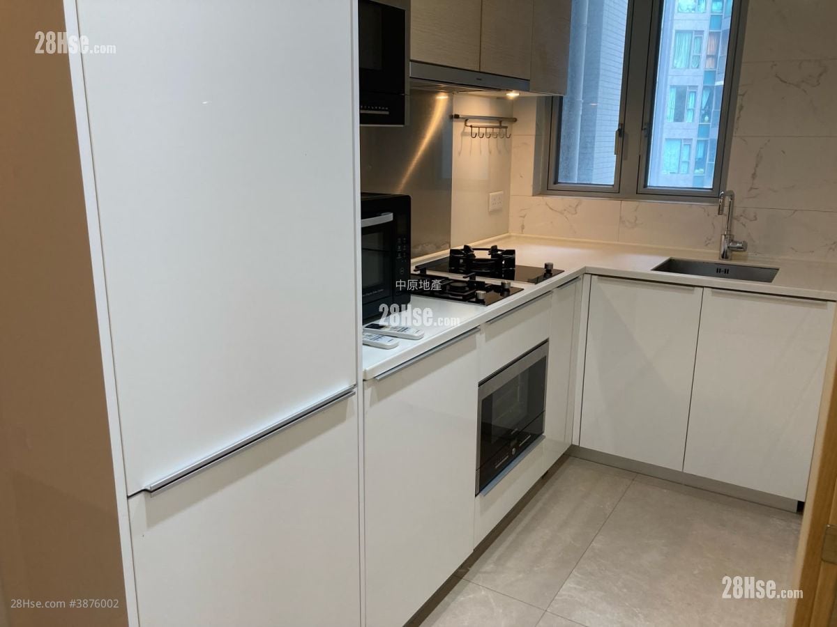 The Parkside Sell 3 Bedrooms 749 ft²
