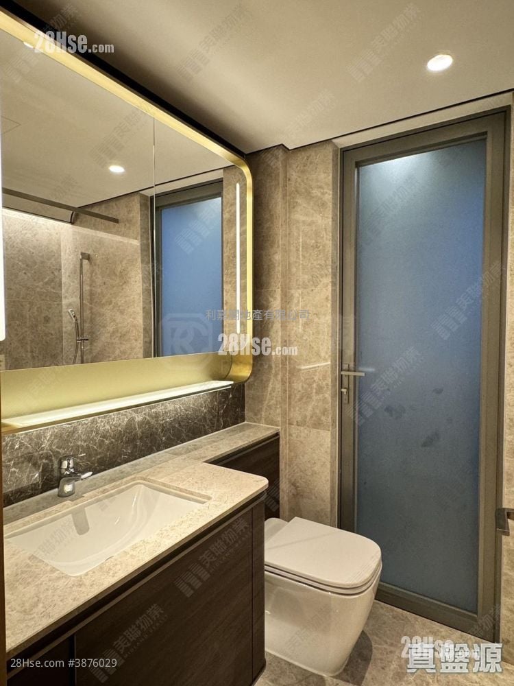 The Southside Rental 4 Bedrooms , 3 Bathrooms 1,420 ft²