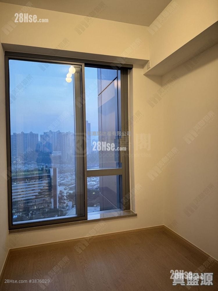 The Southside Rental 4 Bedrooms , 3 Bathrooms 1,420 ft²