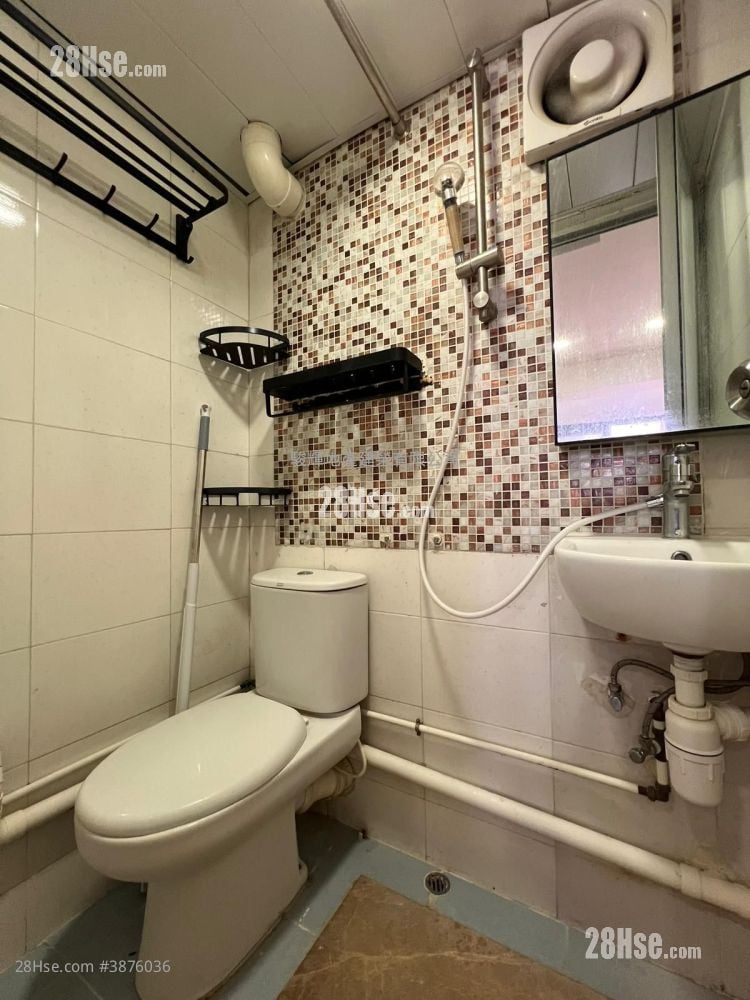 Pak Lok Building Rental 1 Bedroom , 1 Bathroom 150 ft²