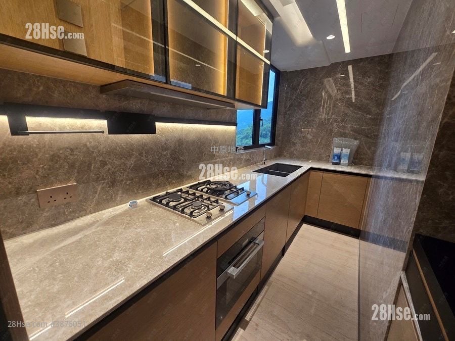 The Wave Rental 4 Bedrooms , 3 Bathrooms 1,594 ft²