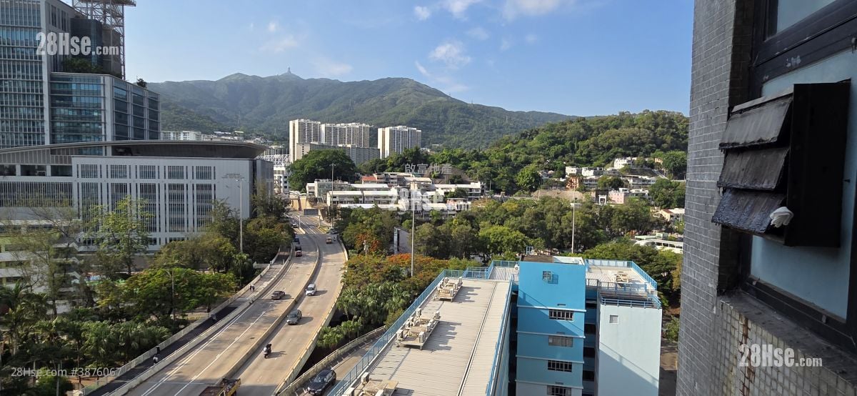 Tak Tai Court Sell 2 Bedrooms , 1 Bathroom 362 ft²
