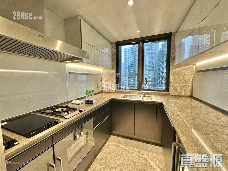 The Southside Rental 4 Bedrooms , 3 Bathrooms 1,263 ft²
