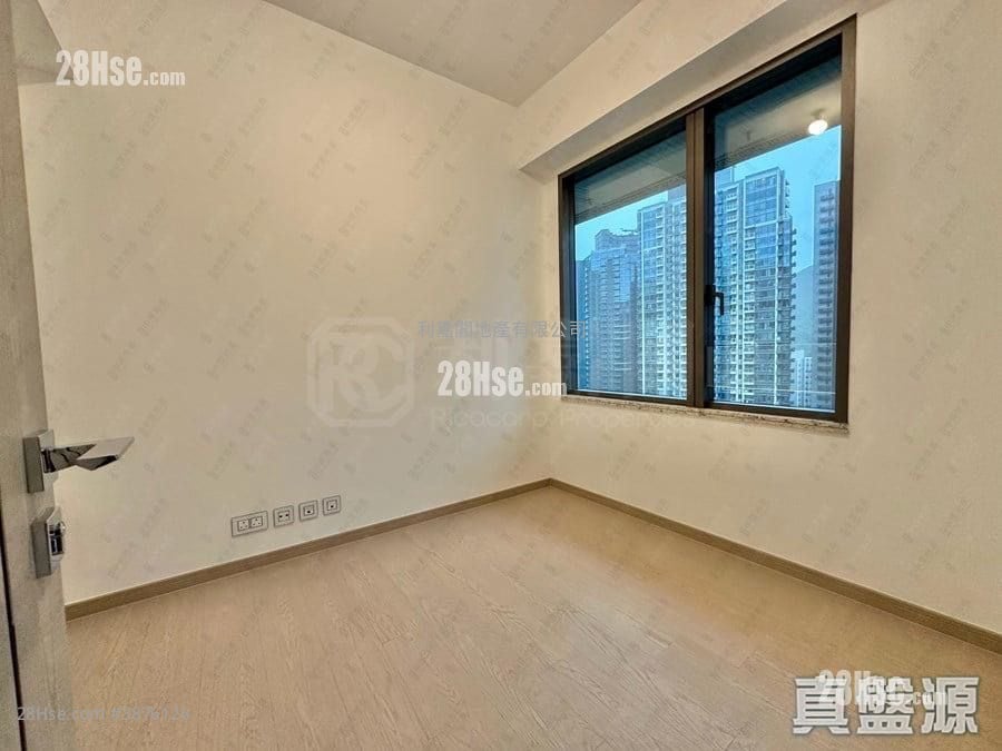 The Southside Rental 4 Bedrooms , 3 Bathrooms 1,263 ft²