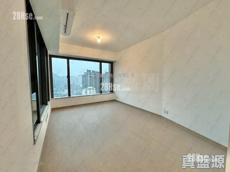 The Southside Rental 4 Bedrooms , 3 Bathrooms 1,263 ft²