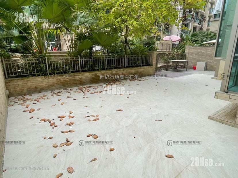 Mayfair By The Sea Rental 3 Bedrooms , 1 Bathroom 755 ft²