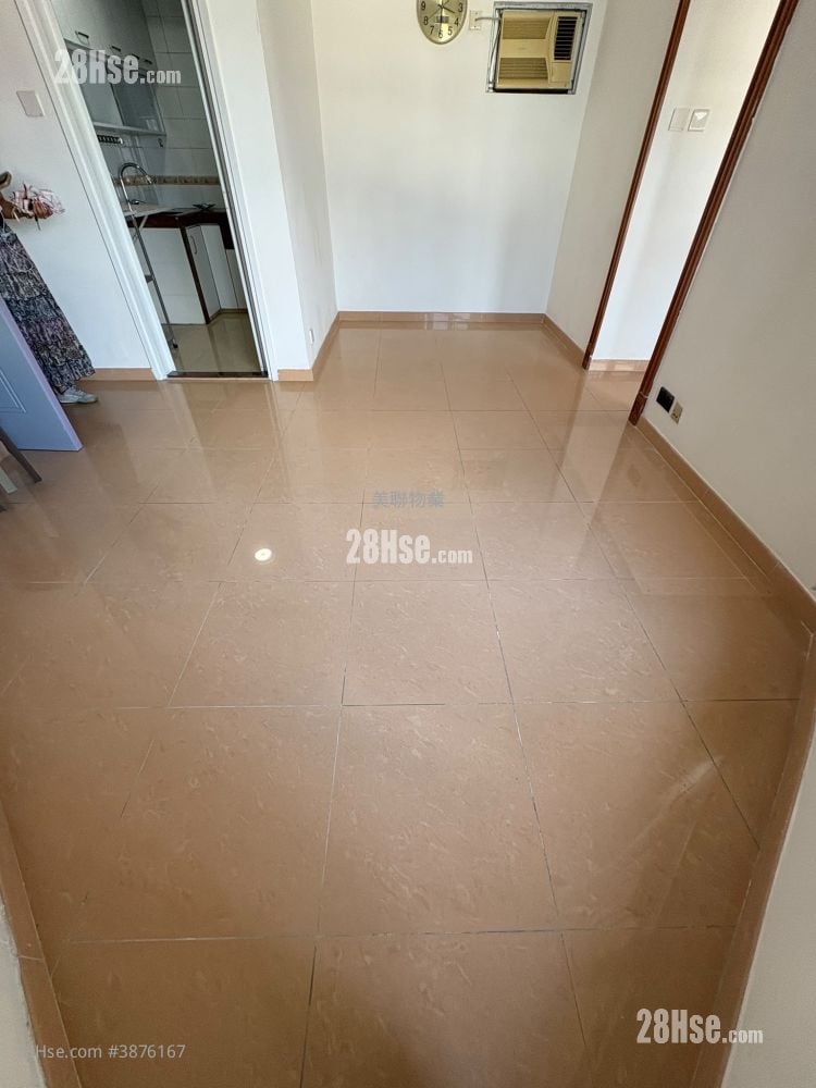 Bailey Garden Sell 3 Bedrooms 467 ft²