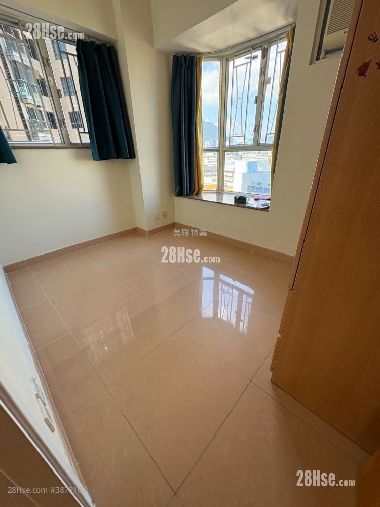 Bailey Garden Sell 3 Bedrooms 467 ft²