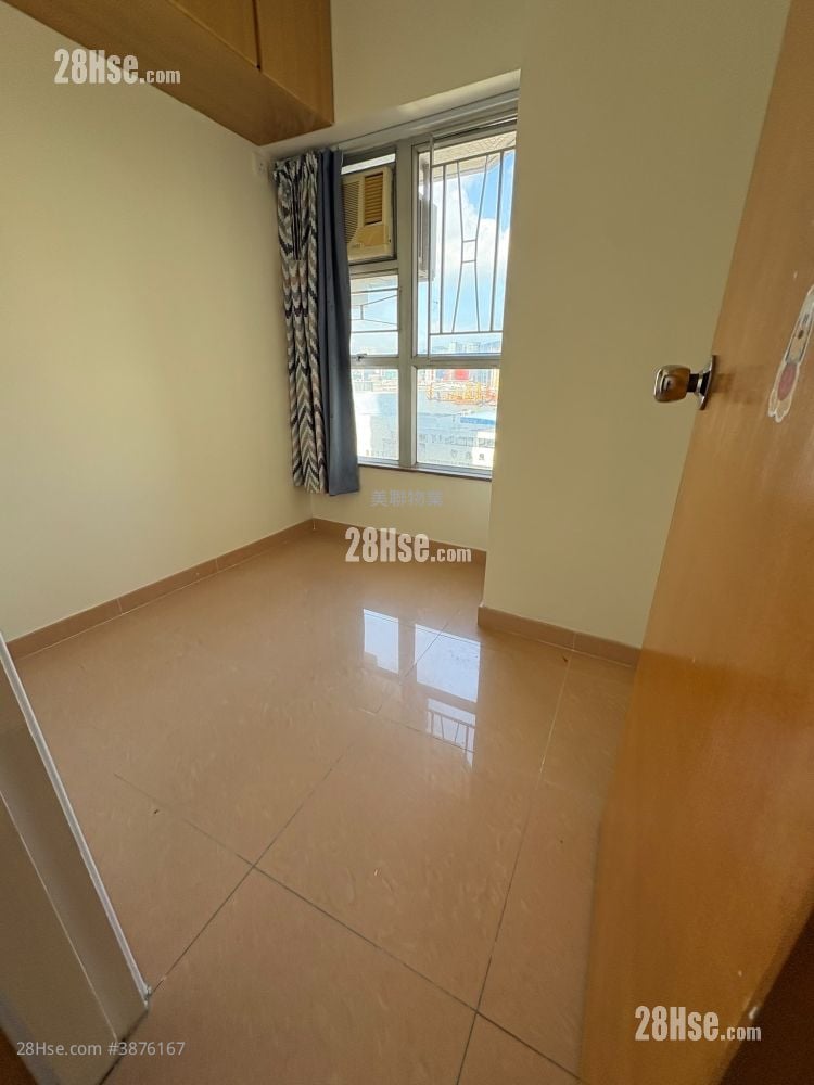 Bailey Garden Sell 3 Bedrooms 467 ft²