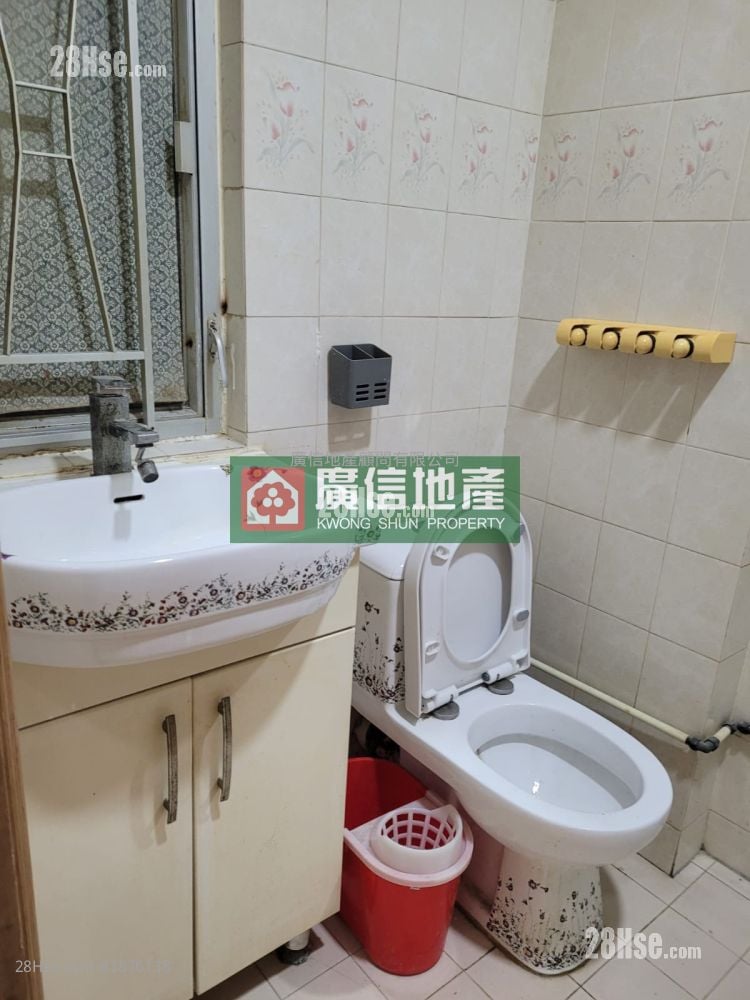 Eastland Towers Rental 2 Bedrooms , 1 Bathroom 364 ft²