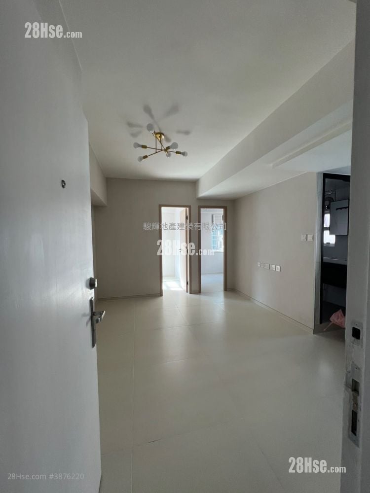 Yau Lee Building Rental 2 Bedrooms , 1 Bathroom 323 ft²