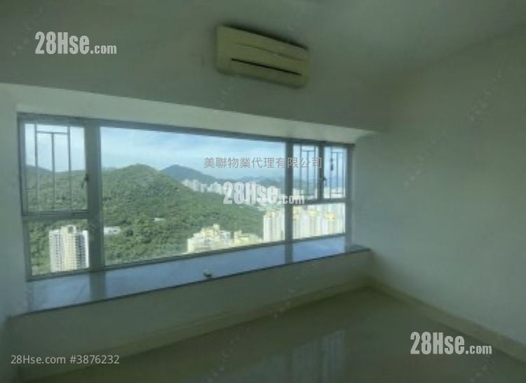 都会駅 售盘 3 房 642 平方尺