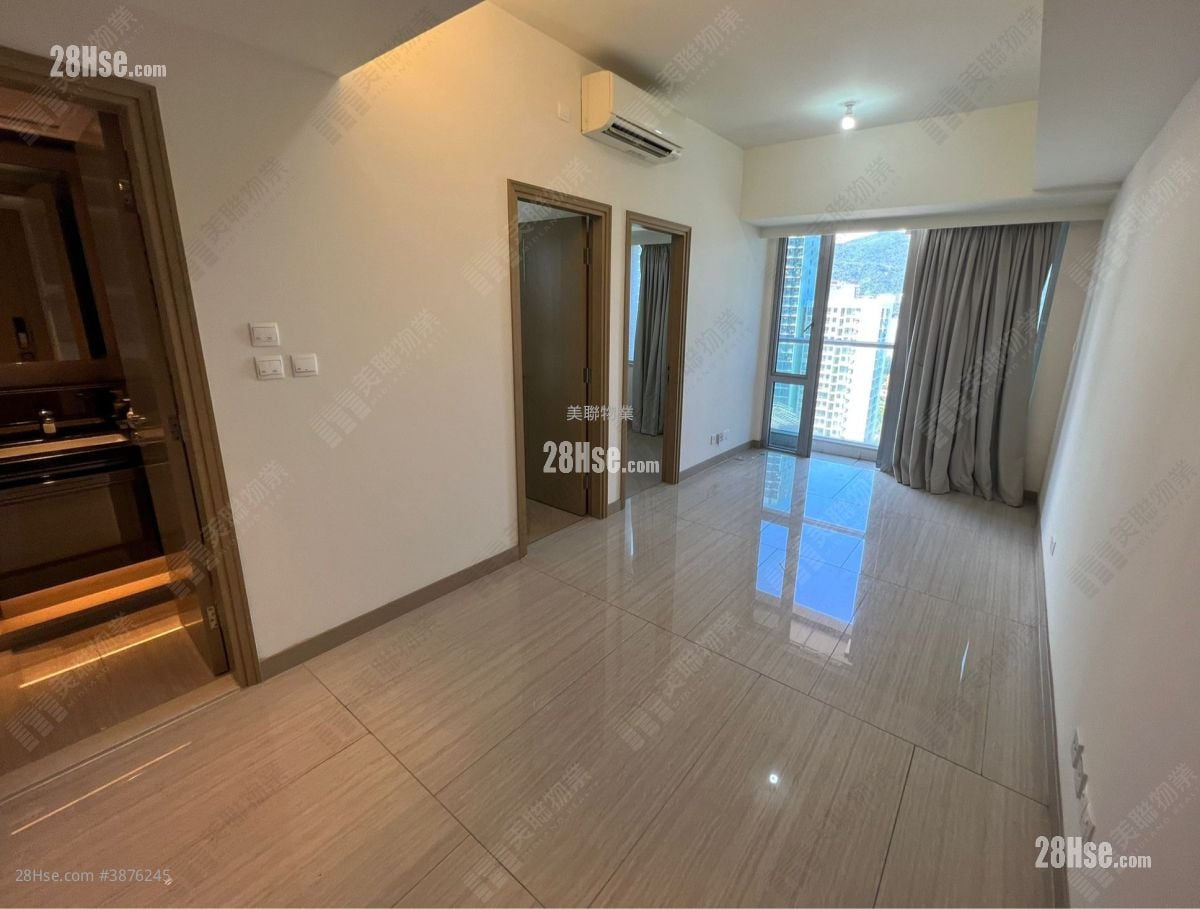 Cullinan West Rental 2 Bedrooms , 1 Bathroom 440 ft²