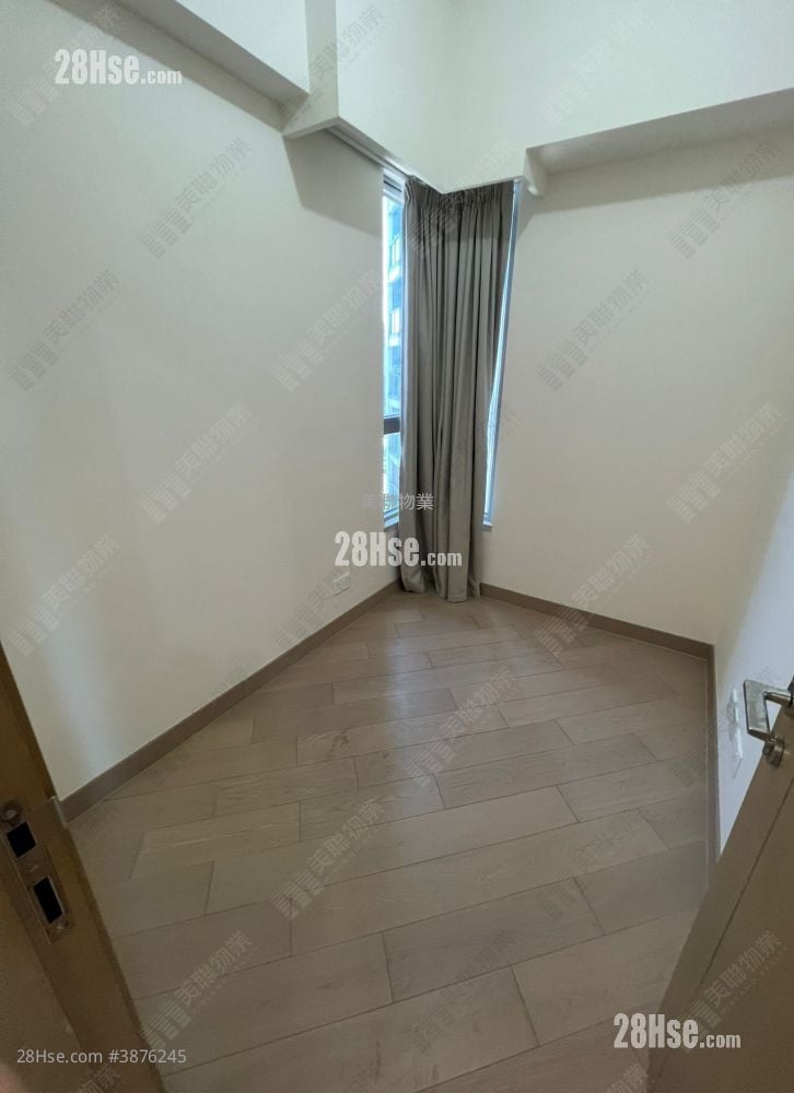 Cullinan West Rental 2 Bedrooms , 1 Bathroom 440 ft²