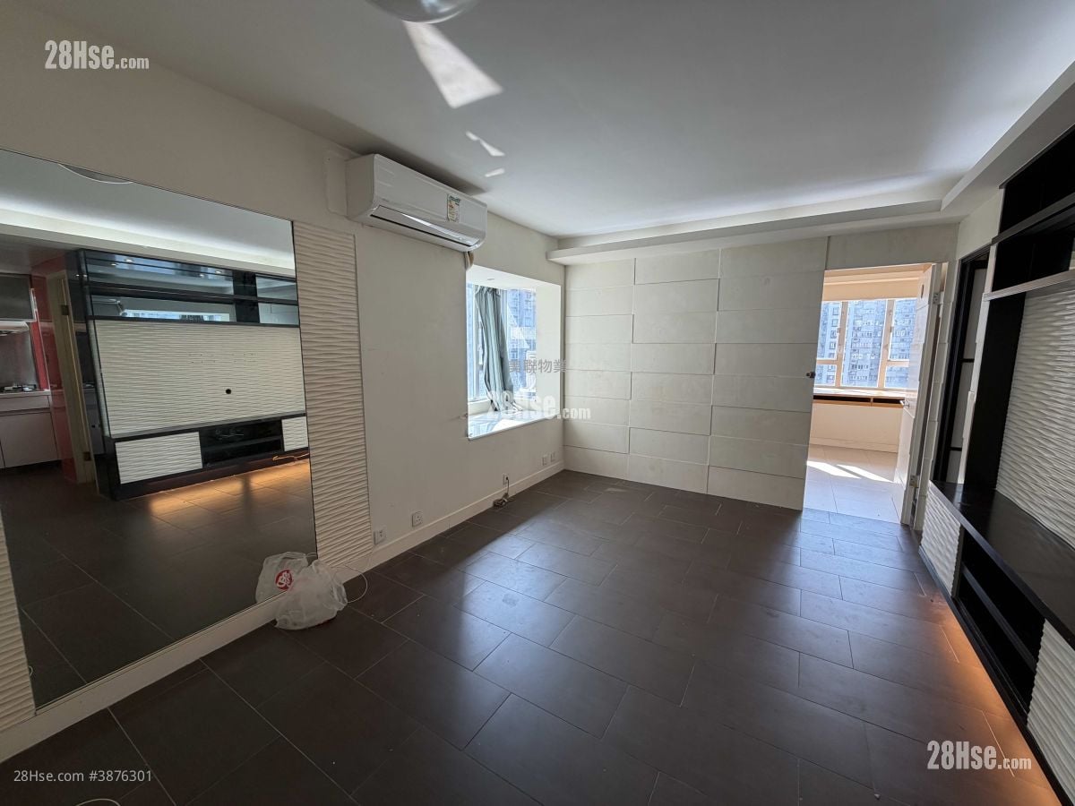 Lucky Plaza Sell 443 ft²