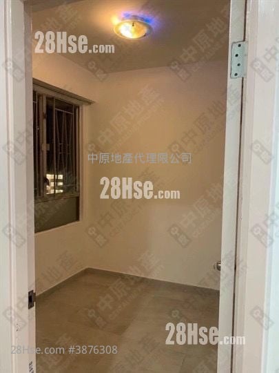 Eightland Gardens Sell 2 Bedrooms , 1 Bathroom 355 ft²