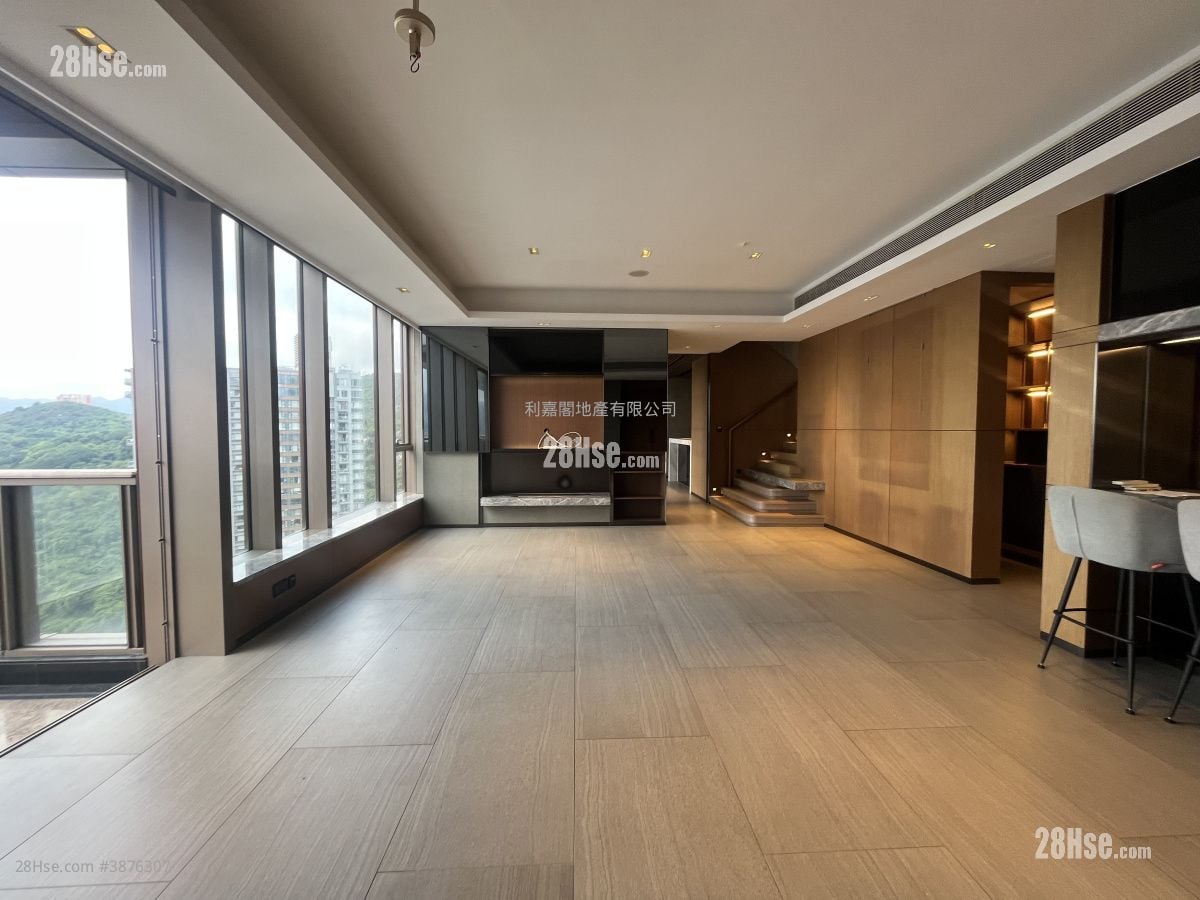 8 Chun Fai Terrace Rental 3 Bedrooms , 2 Bathrooms 3,083 ft²