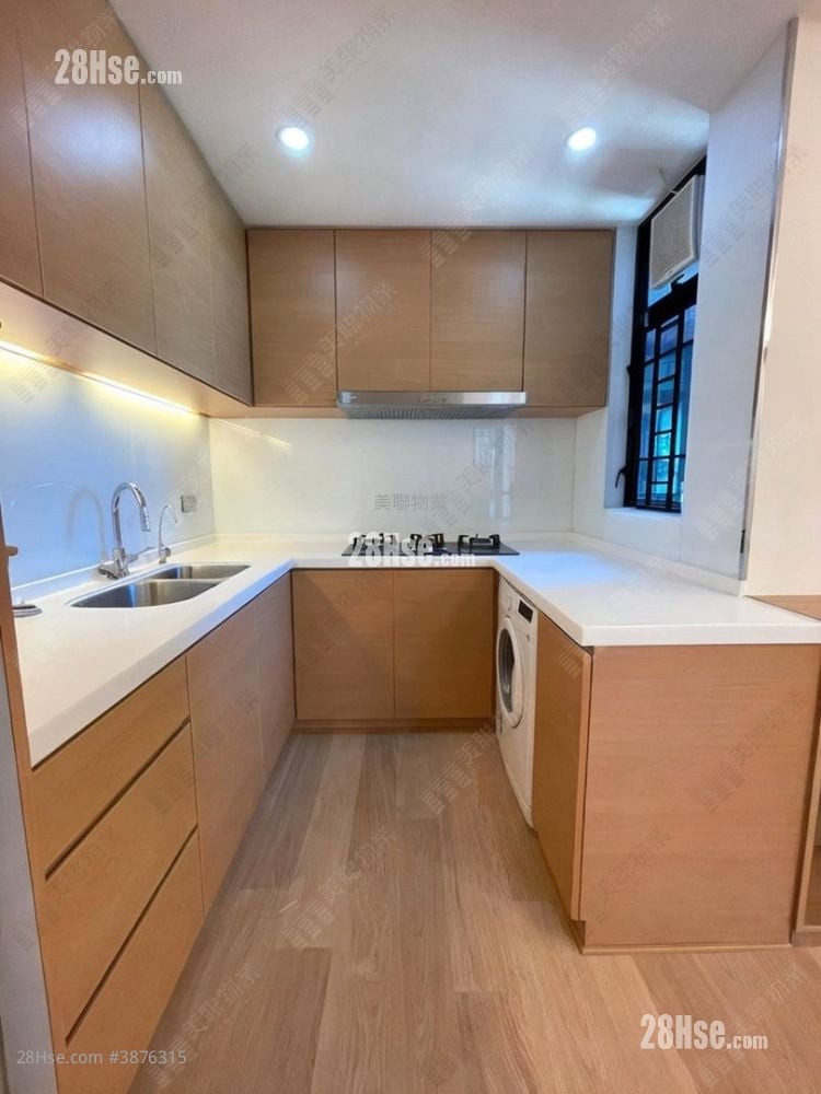 Villa Premiere Sell 2 Bedrooms , 1 Bathroom 531 ft²