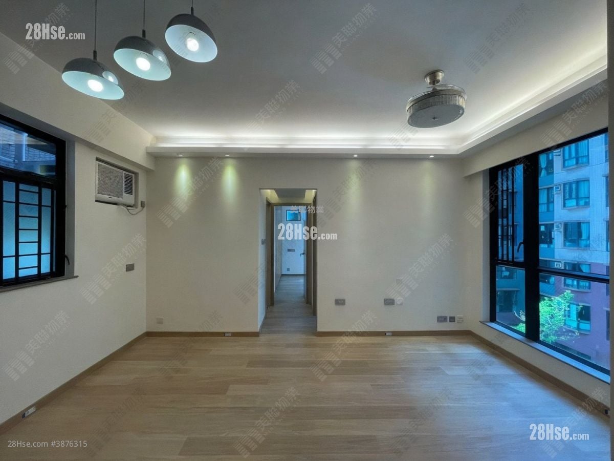 Villa Premiere Sell 2 Bedrooms , 1 Bathroom 531 ft²