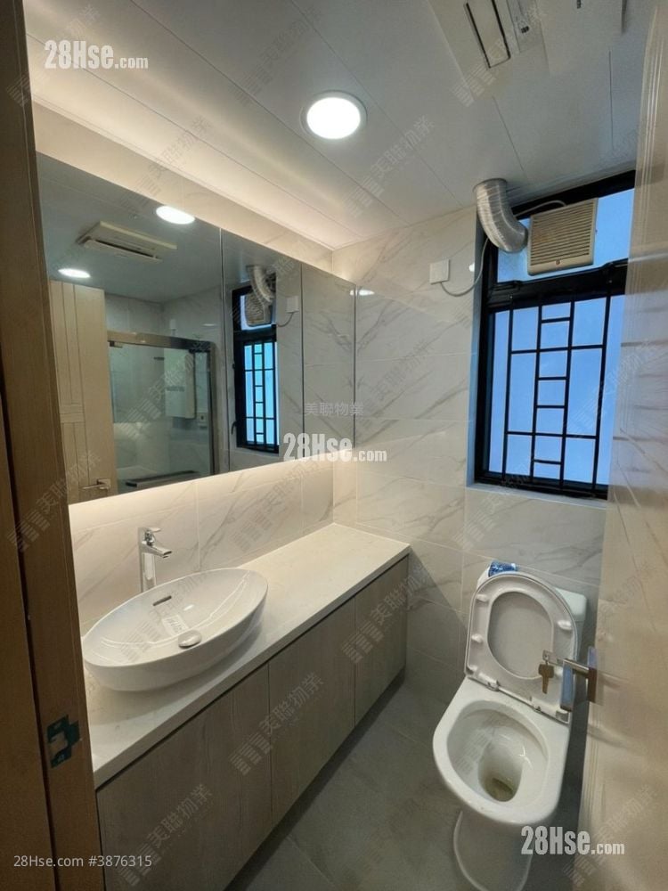 Villa Premiere Sell 2 Bedrooms , 1 Bathroom 531 ft²