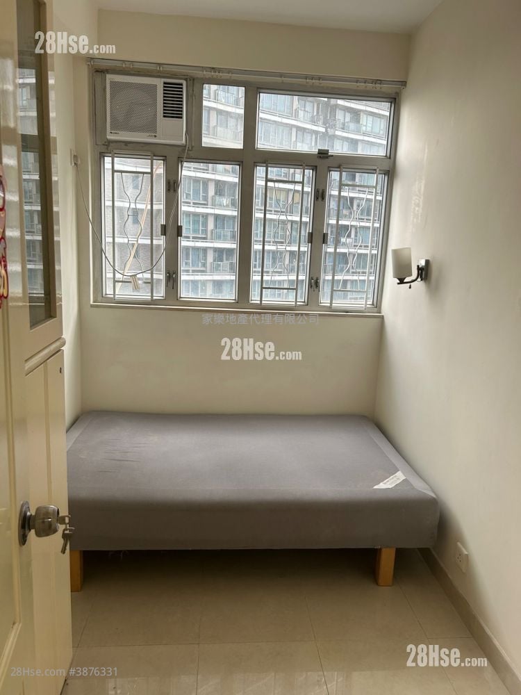 Wai Hang Building Rental 3 Bedrooms , 1 Bathroom 584 ft²