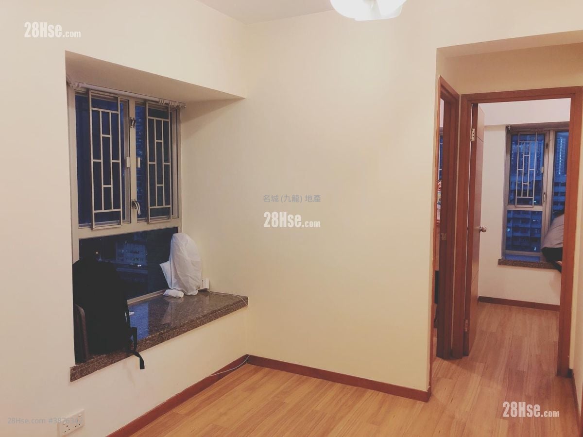 Metro Harbour View Sell 2 Bedrooms , 1 Bathroom 321 ft²