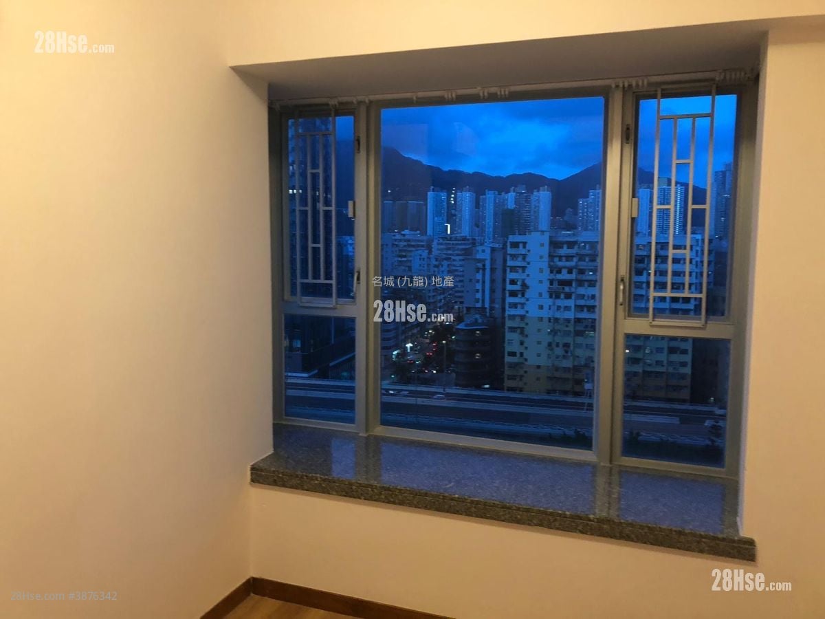Metro Harbour View Sell 2 Bedrooms , 1 Bathroom 321 ft²