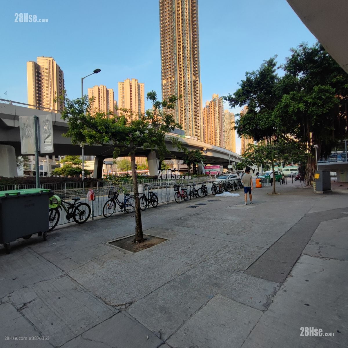 Apartment Sell 3 Bedrooms , 3 Bathrooms 485 ft²