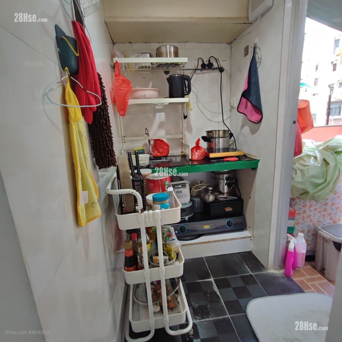 Apartment Sell 3 Bedrooms , 3 Bathrooms 485 ft²