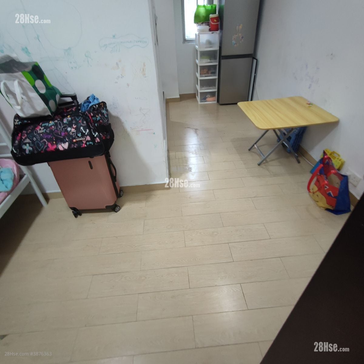 Apartment Sell 3 Bedrooms , 3 Bathrooms 485 ft²