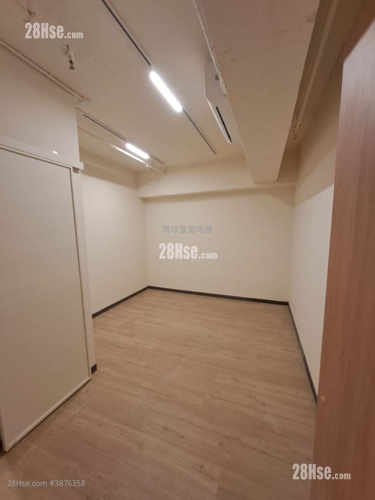 Causeway Bay Commercial Building Rental 160 ft²
