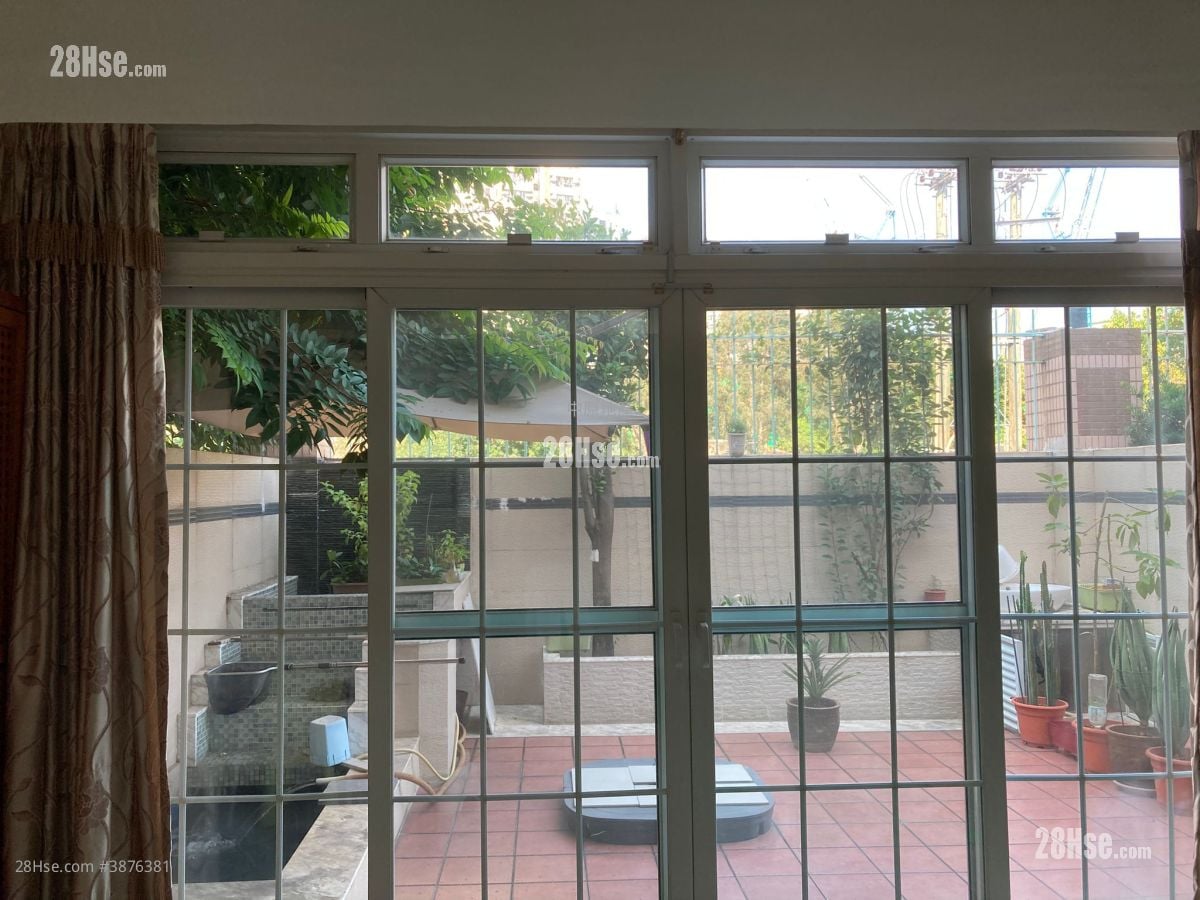 Bellevue Court Sell 3 Bedrooms , 2 Bathrooms 1,083 ft²