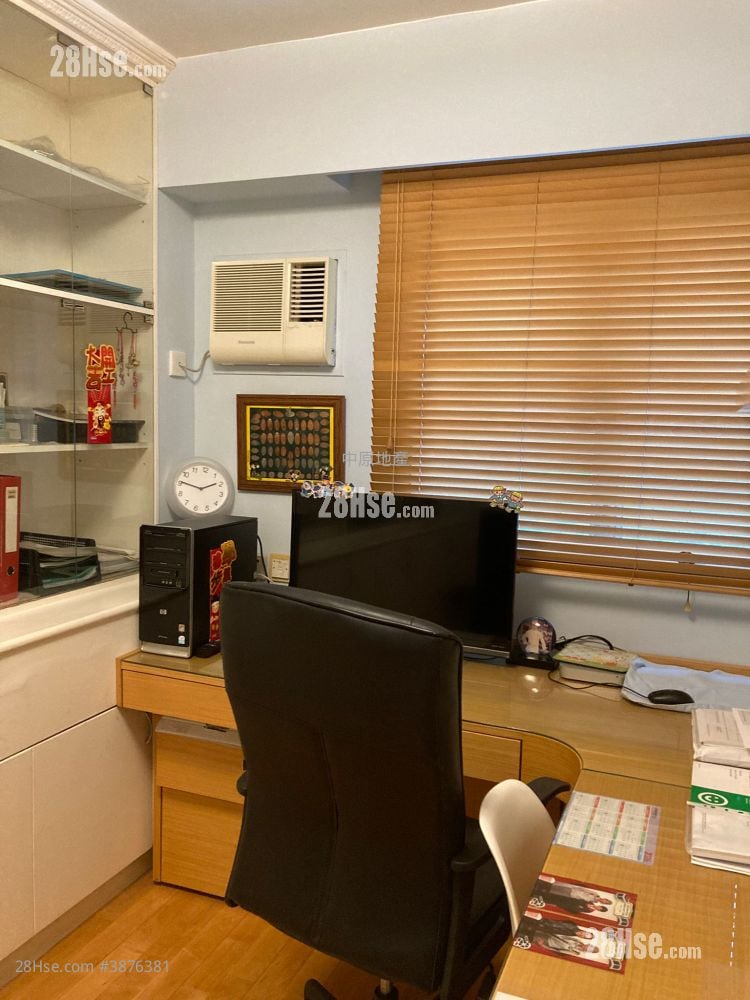 Bellevue Court Sell 3 Bedrooms , 2 Bathrooms 1,083 ft²