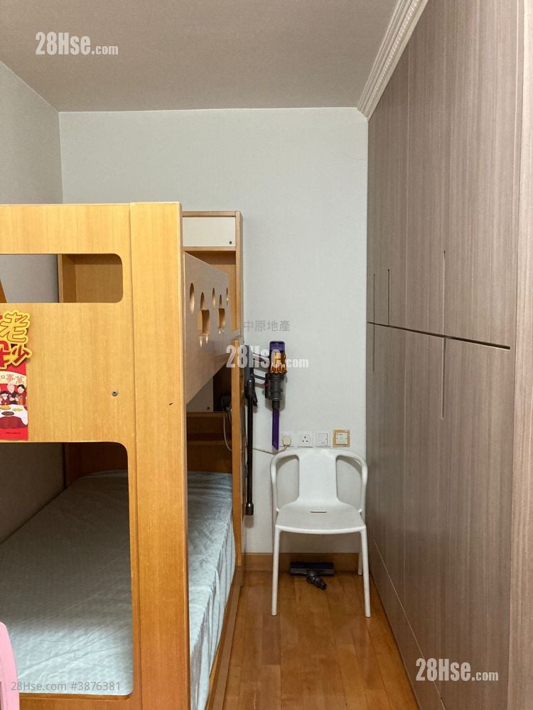 Bellevue Court Sell 3 Bedrooms , 2 Bathrooms 1,083 ft²