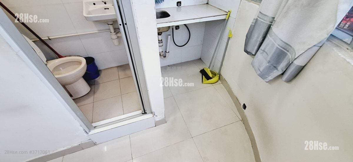 Lee Fung Building Rental Studio , 1 Bathroom 100 ft²