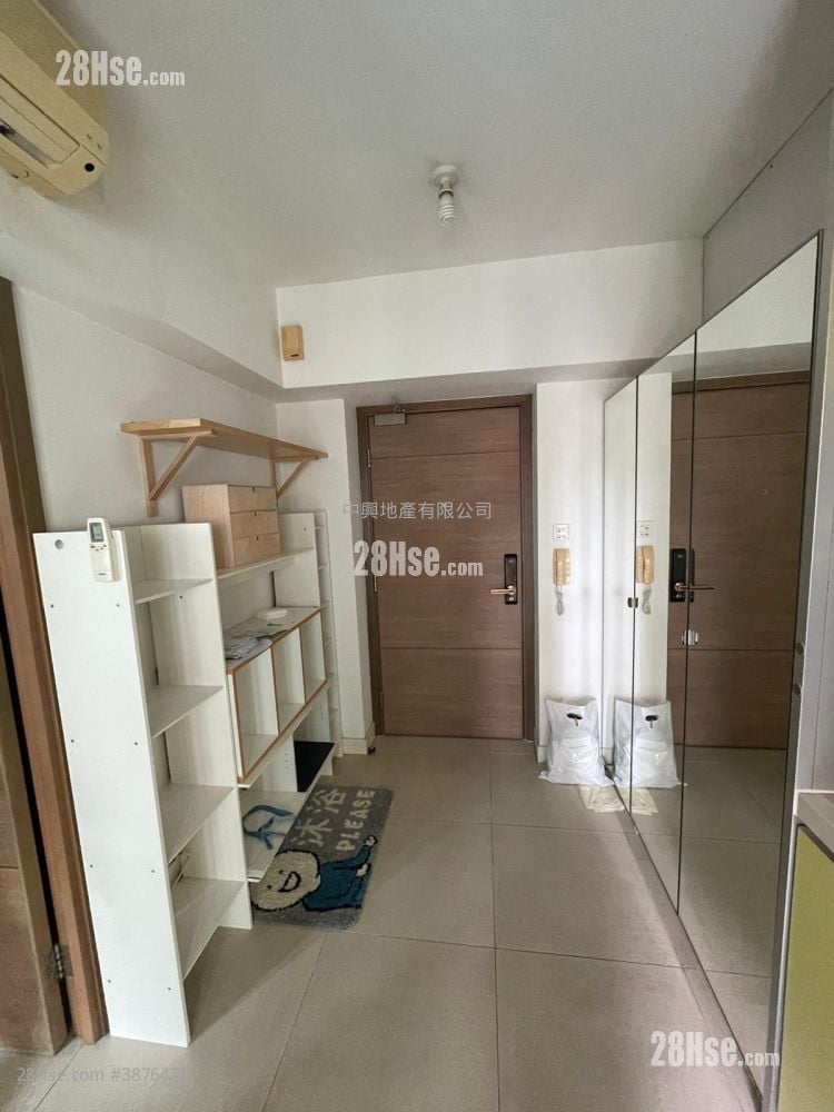 City 18 Rental 1 Bedroom , 1 Bathroom 248 ft²