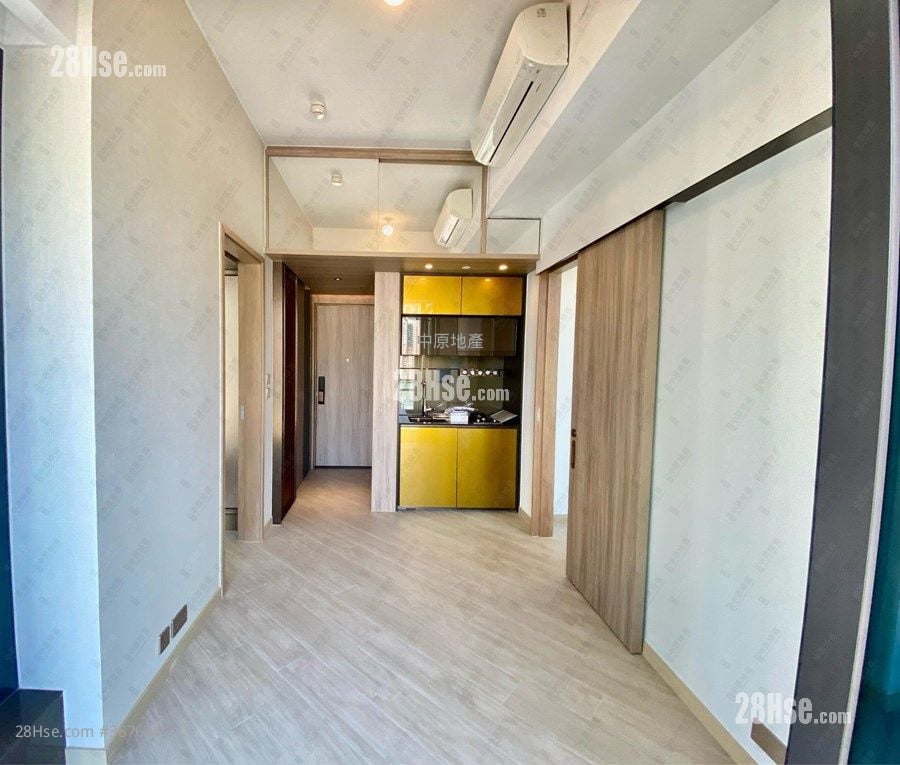 Gateway Square Mile Sell 2 Bedrooms , 1 Bathroom 323 ft²