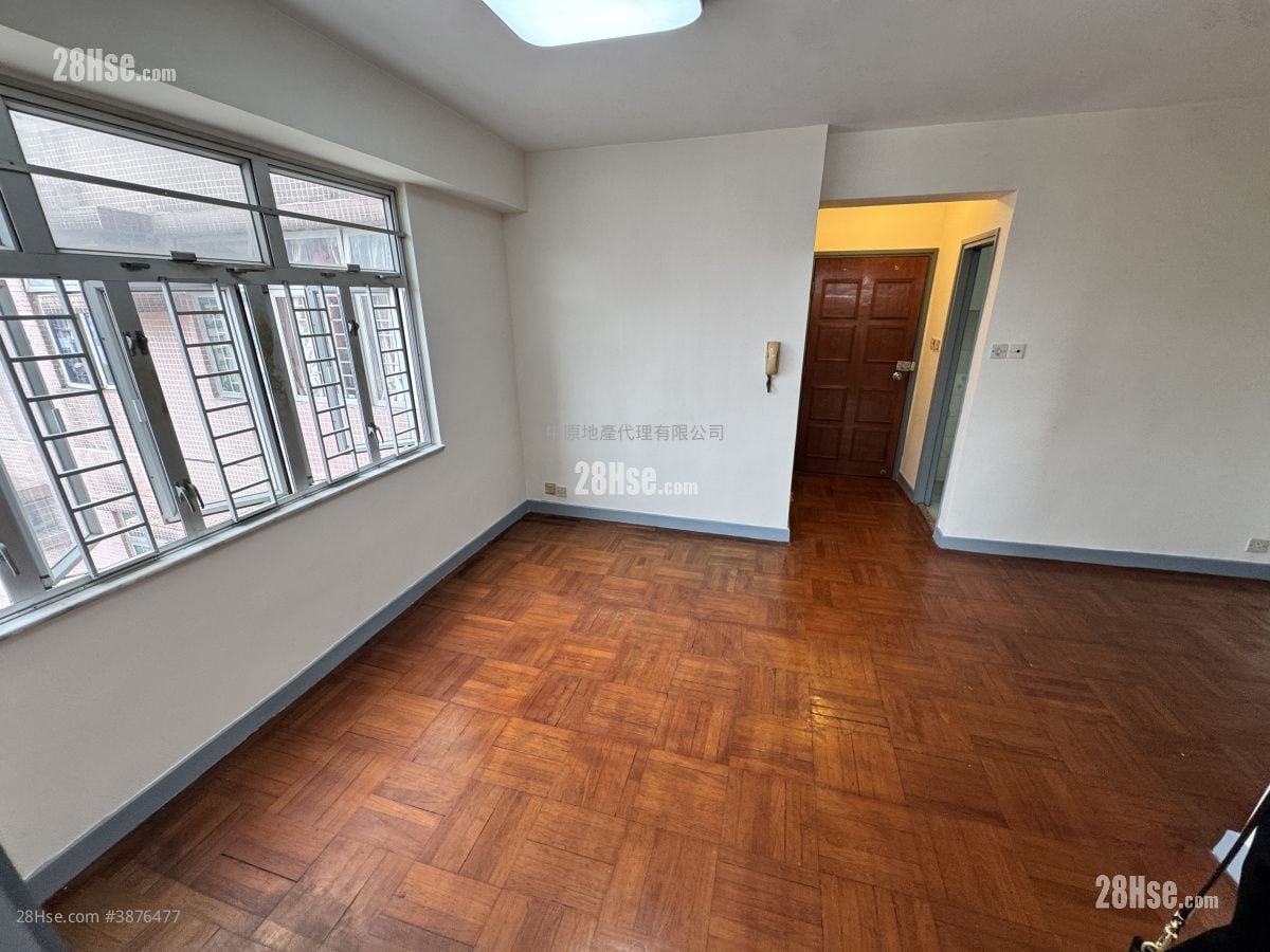 Aster Court Sell 2 Bedrooms , 1 Bathroom 454 ft²