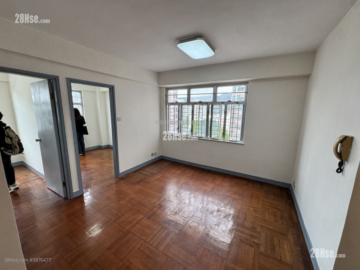 Aster Court Sell 2 Bedrooms , 1 Bathroom 454 ft²