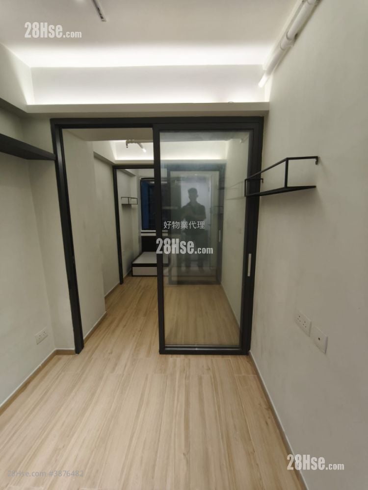 114 Des Voeux Road West Rental 2 Bedrooms , 1 Bathroom 240 ft²