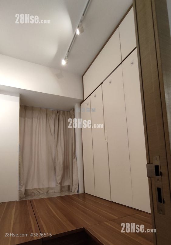 Harbour Pinnacle Sell 2 Bedrooms , 1 Bathroom 472 ft²