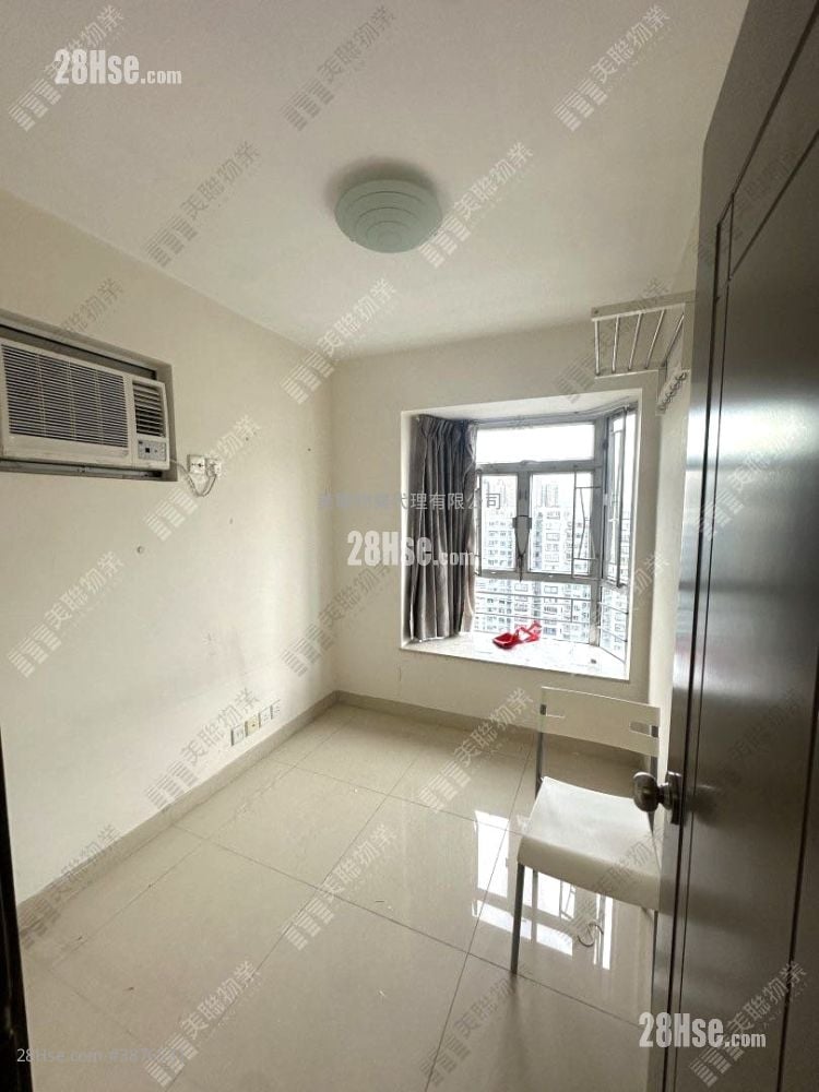 Shatin Centre Sell 2 Bedrooms , 1 Bathroom 347 ft²