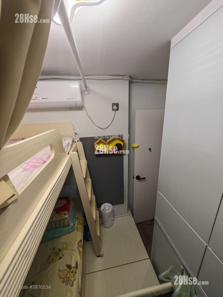 Kwong Lam Court Sell 2 Bedrooms , 1 Bathroom 384 ft²